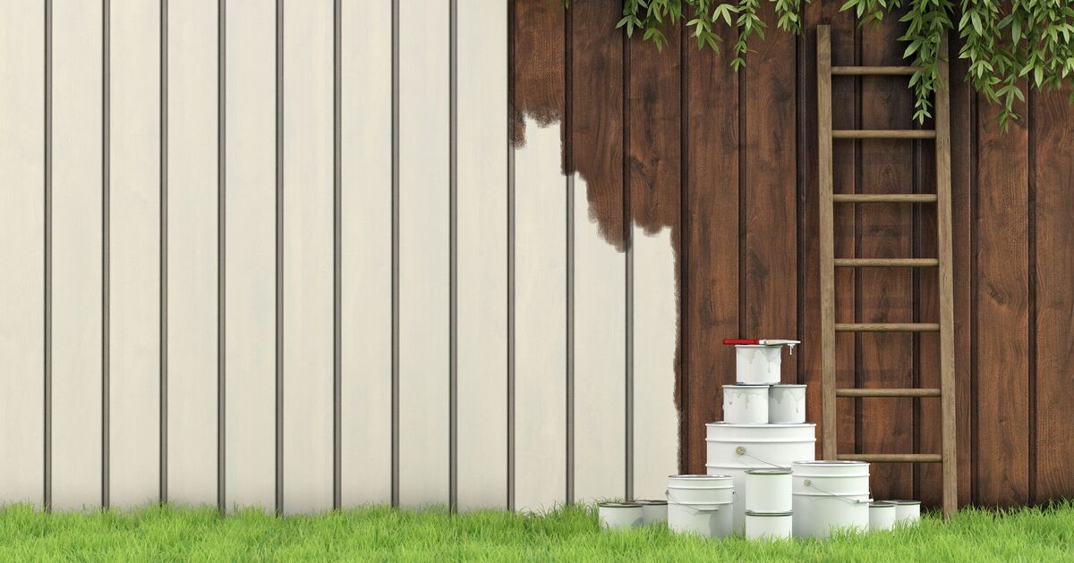 Fence Staining